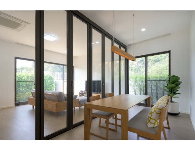 CỬA XẾP LÙA TOSTEM