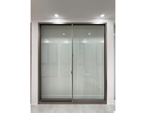 CỬA SỔ LÙA 2 CÁNH TOSTEM