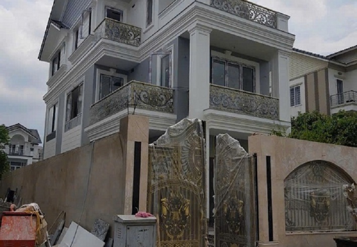 BIỆT THỰ MÁI THÁI HIỆN ĐẠI 
